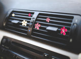6 piece white daisy car vent clips — view 6