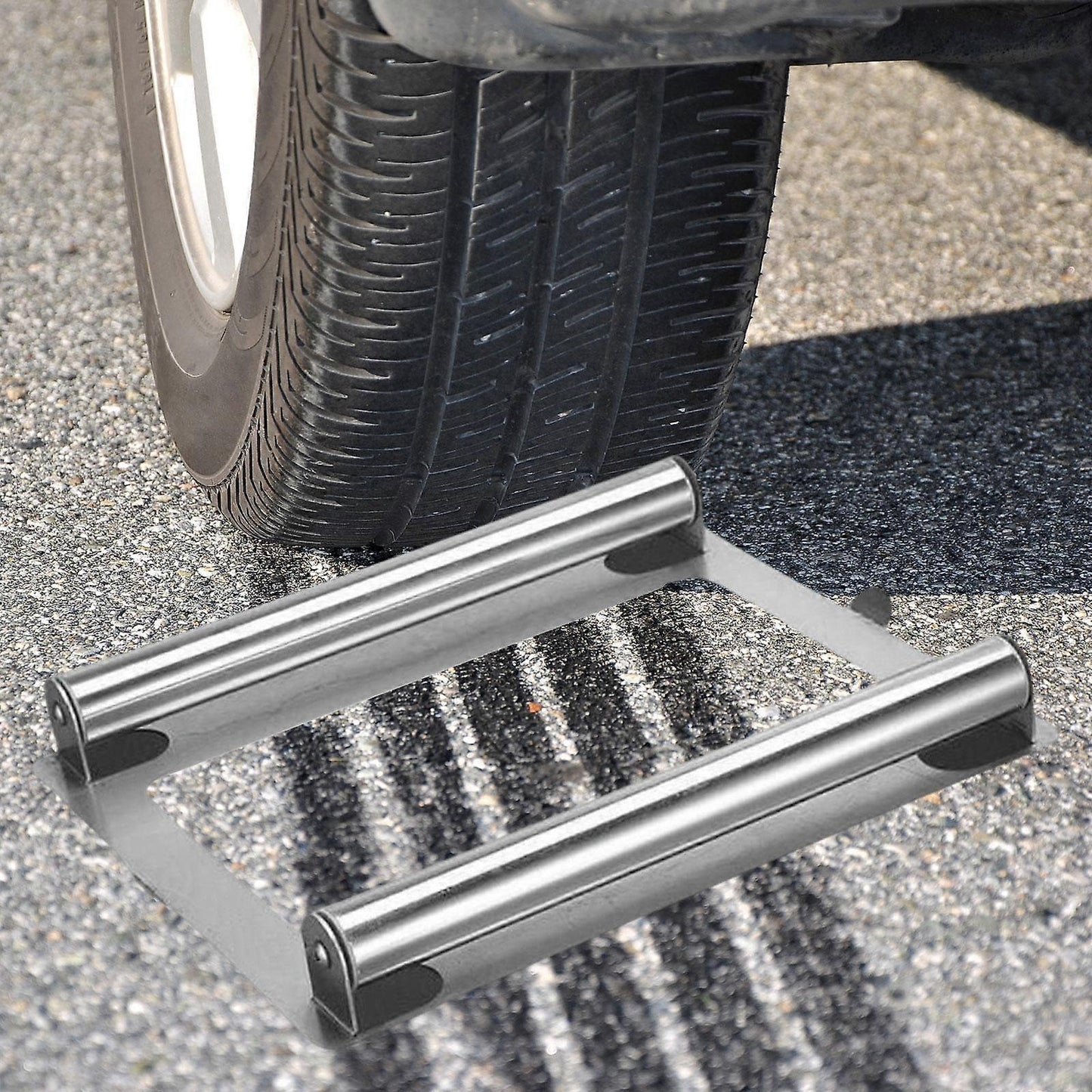 Steel tyre shine applicator rim stand — view 4