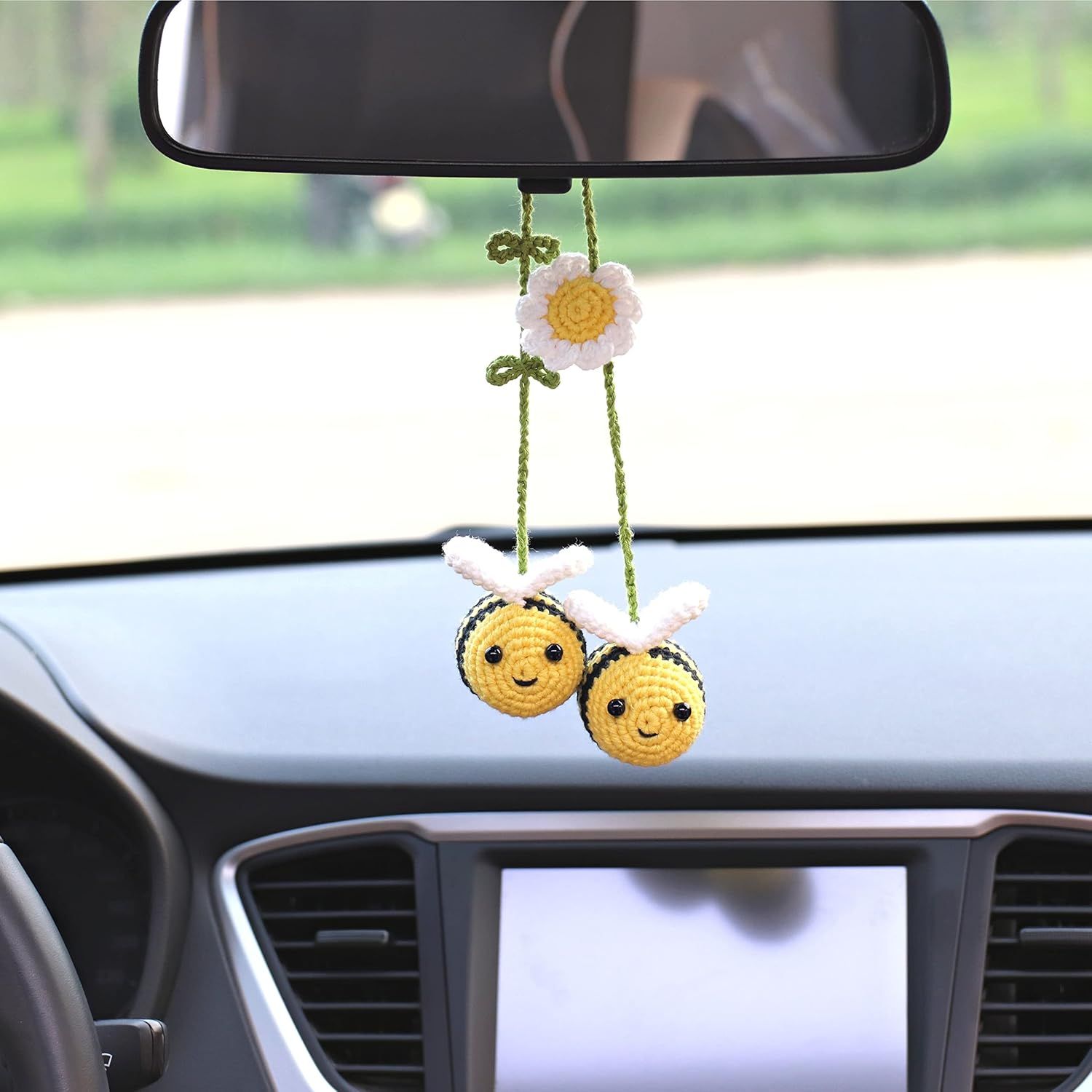 Crochet Bee Car Rear View Mirror Holder — view 6