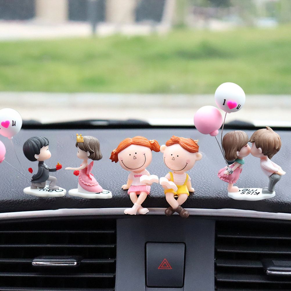 Car Couple Cute Ornaments Resin Couple Doll — view 4