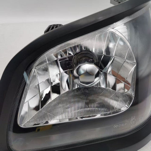 Kubota M6040 M7040 front side headlight — view 11