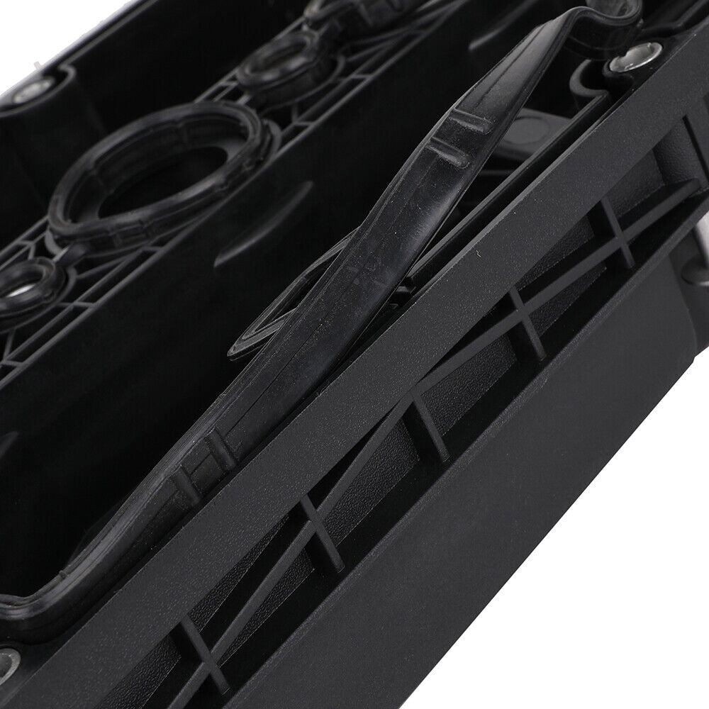 Valve rocker cover for Holden Cruze — view 4