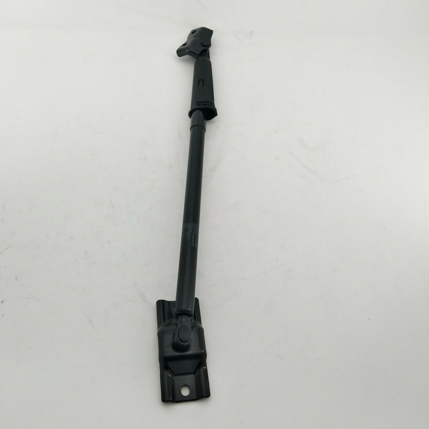 Pajero tailgate strut stopper — view 9