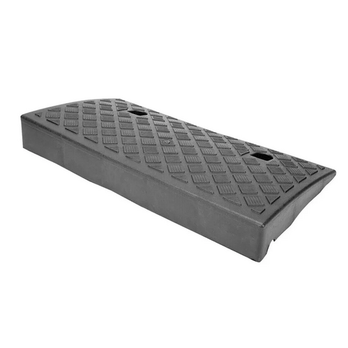 Heavy duty kerb threshold ramp — view 3