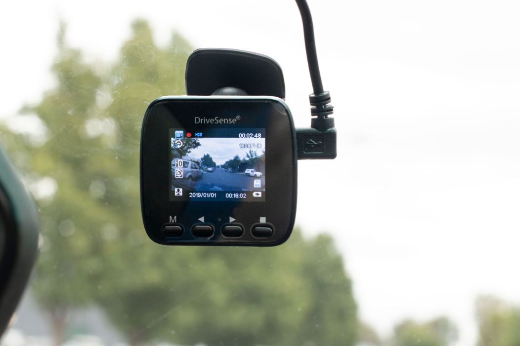 DriveSense Spotter dash cam — view 8
