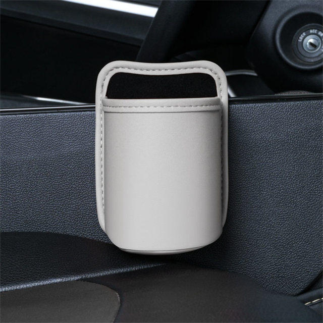 Waterproof leather car hanging organiser — view 13